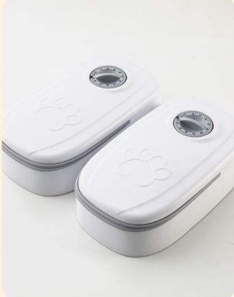 Automatic Pet Feeders